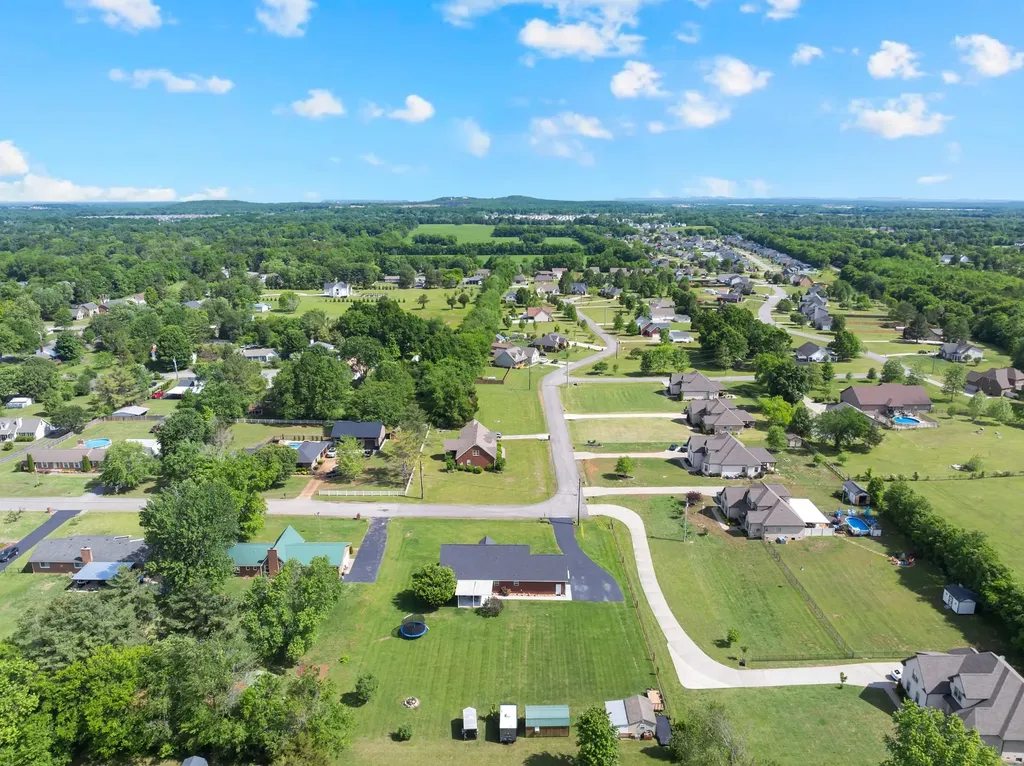 560 Crosswood Court Murfreesboro TN 37127