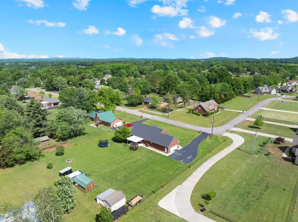 560 Crosswood Court Murfreesboro TN 37127