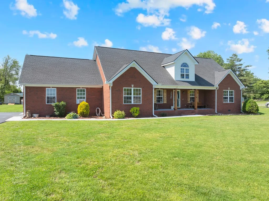 560 Crosswood Court Murfreesboro TN 37127