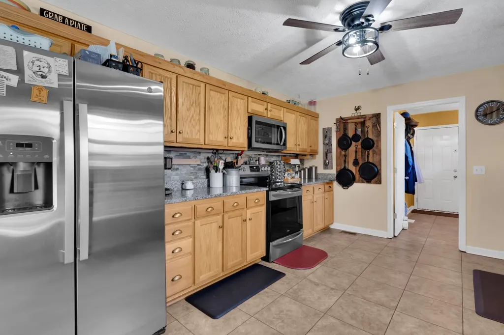 560 Crosswood Court Murfreesboro TN 37127