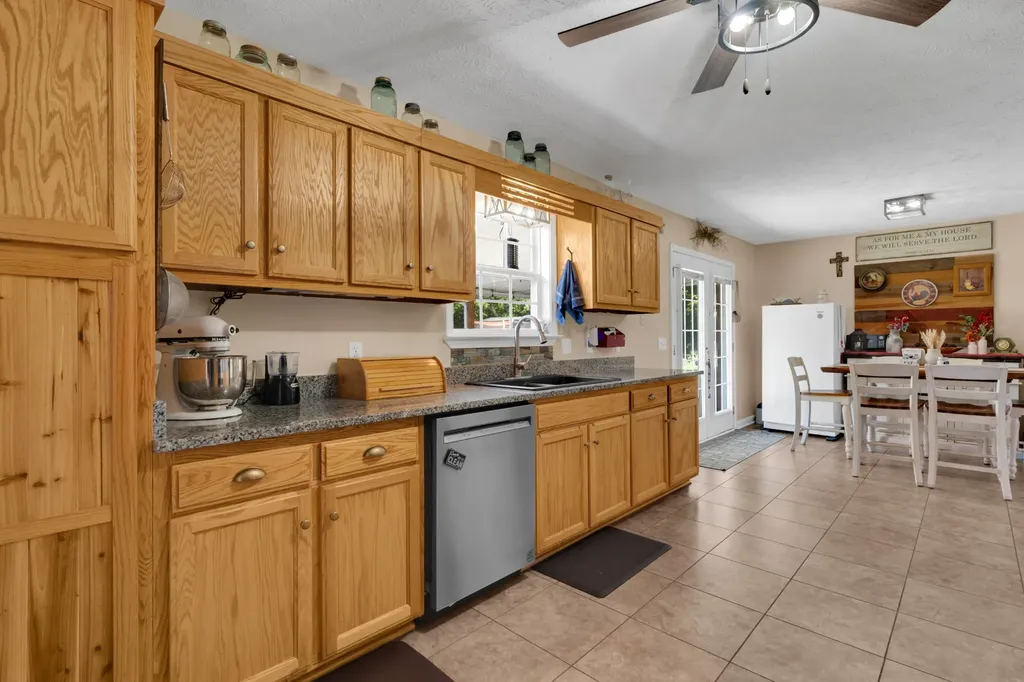 560 Crosswood Court Murfreesboro TN 37127