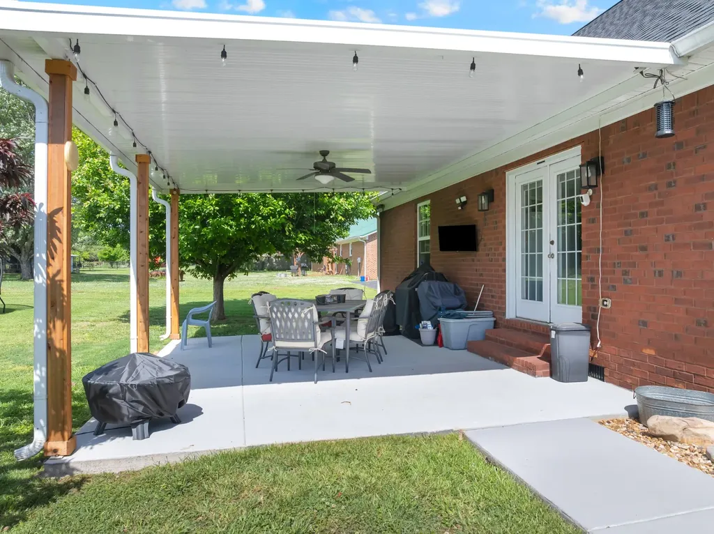 560 Crosswood Court Murfreesboro TN 37127