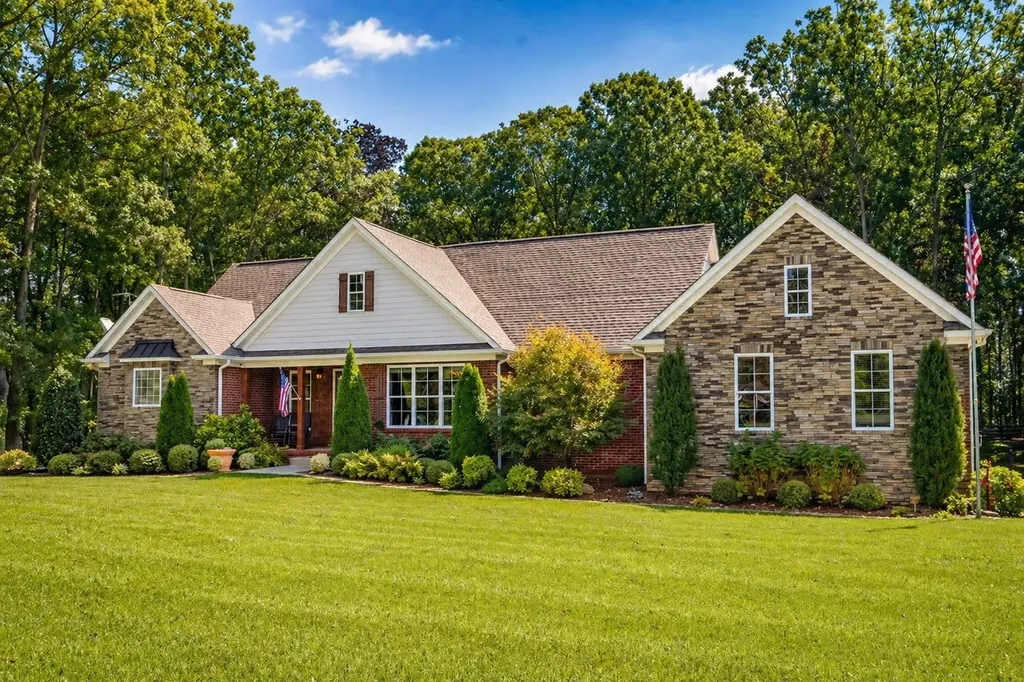 5751 Pinewood Road Franklin TN 37064