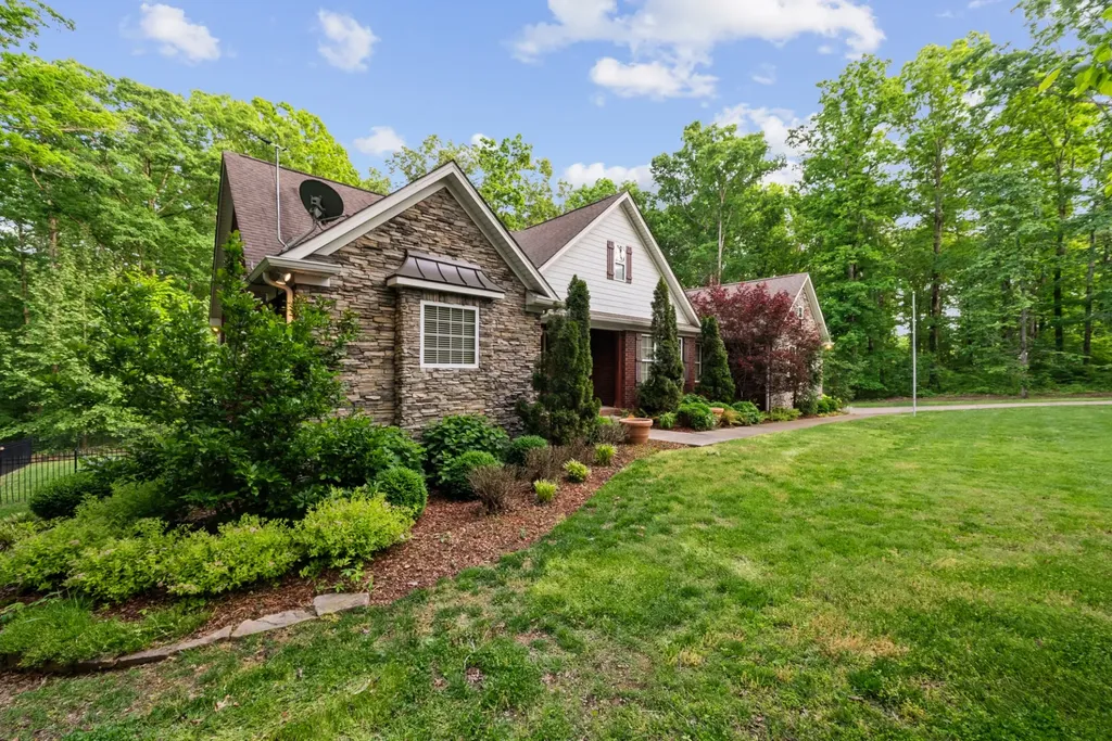 5751 Pinewood Road Franklin TN 37064