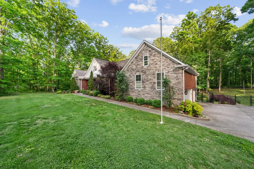 5751 Pinewood Road Franklin TN 37064