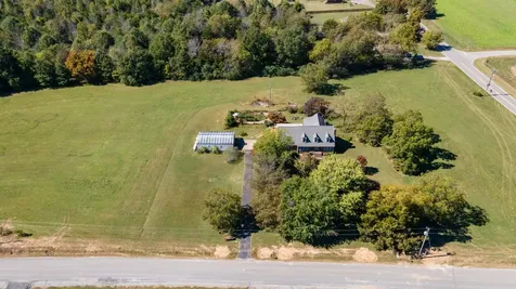 7 Scott Orchard Road Taft TN 38488