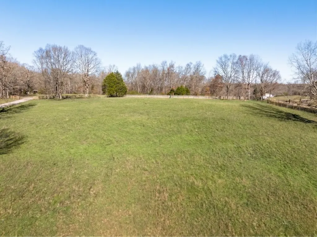 1103 Cowan Road Dickson TN 37055