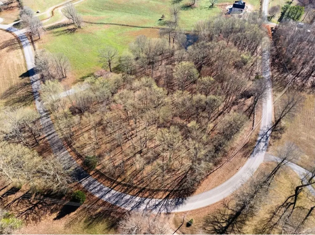 1103 Cowan Road Dickson TN 37055