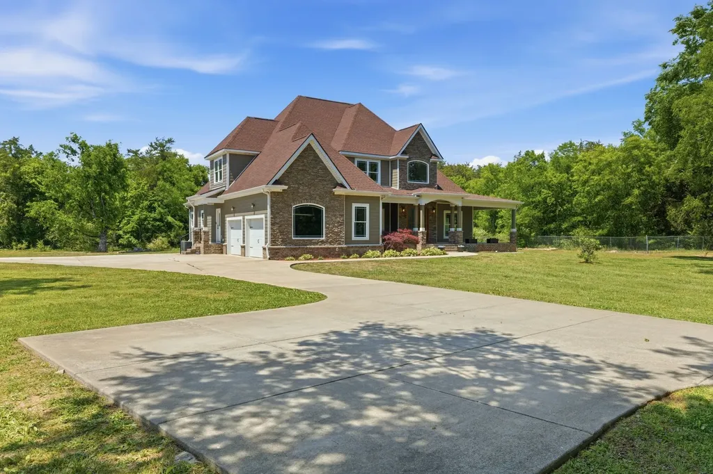 230 Peebles Drive Smyrna TN 37167