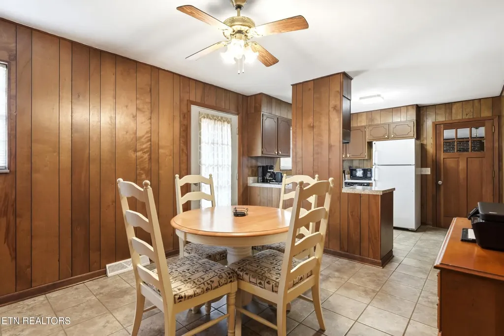 355 Crock Road Loudon TN 37774