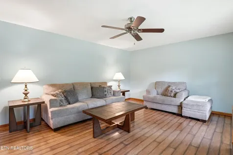 355 Crock Road Loudon TN 37774