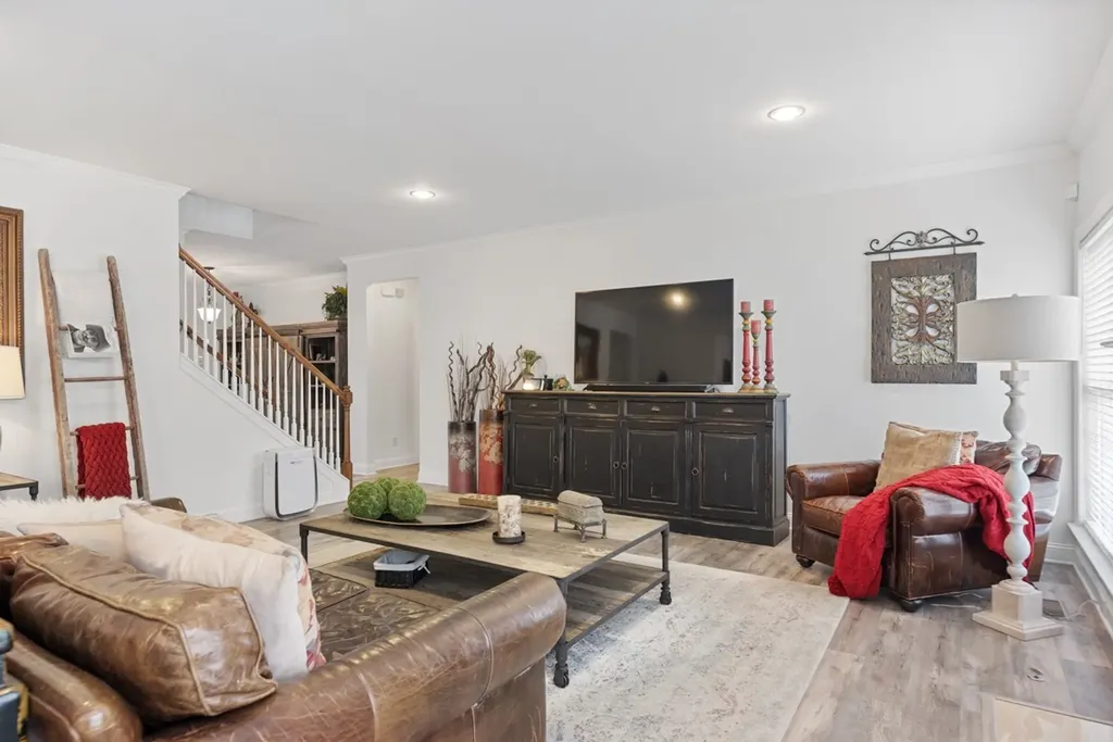 1412 Leeds Dr, E Franklin TN 37067