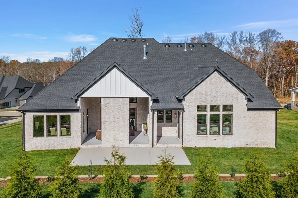 7265 Ruzek Court Fairview TN 37062