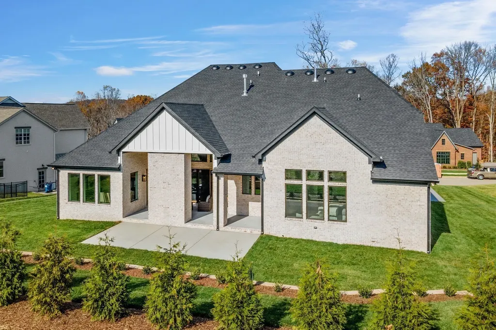 7265 Ruzek Court Fairview TN 37062
