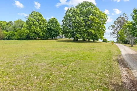 2580 Santa Fe Pike Santa Fe TN 38482