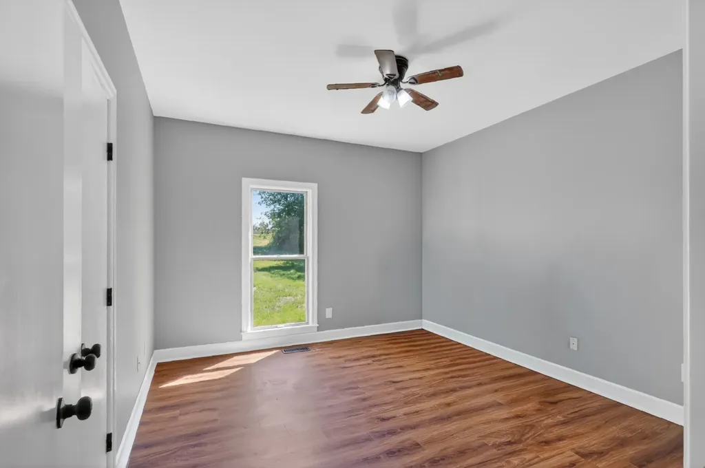 1327 Old Highway 109, N Gallatin TN 37066
