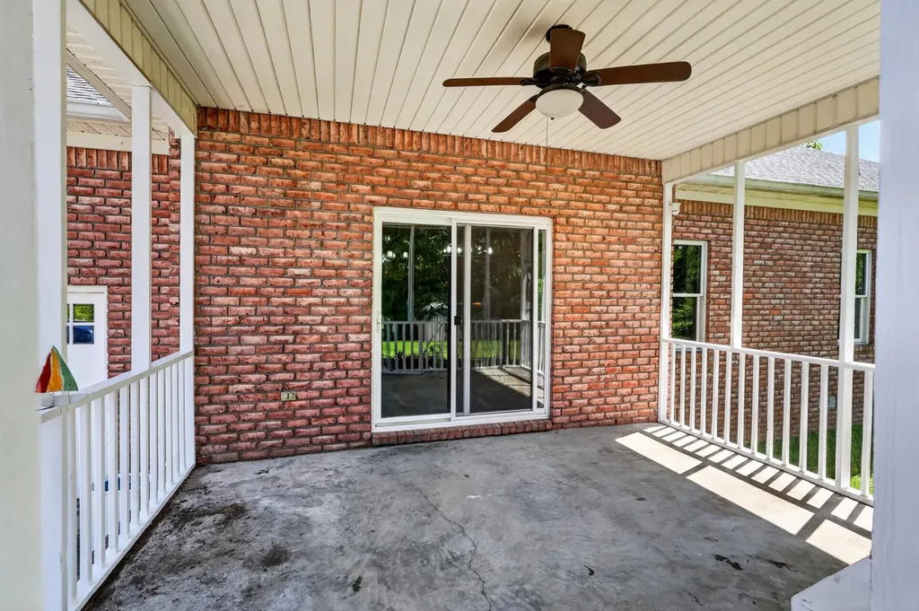1327 Old Highway 109, N Gallatin TN 37066