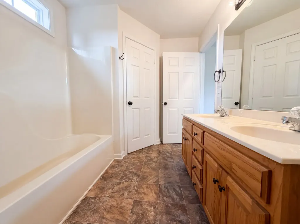 1309 Andrea Lane Portland TN 37148