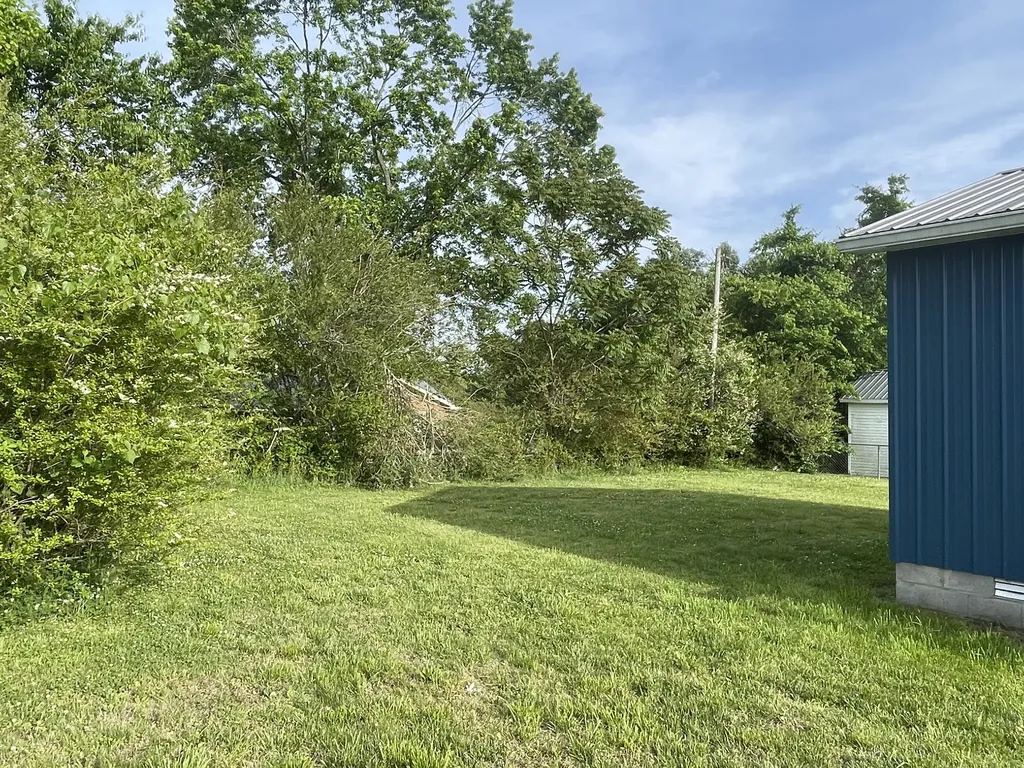 105 General Avenue Centerville TN 37033