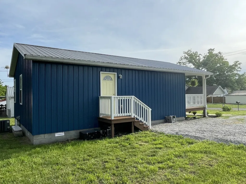 105 General Avenue Centerville TN 37033