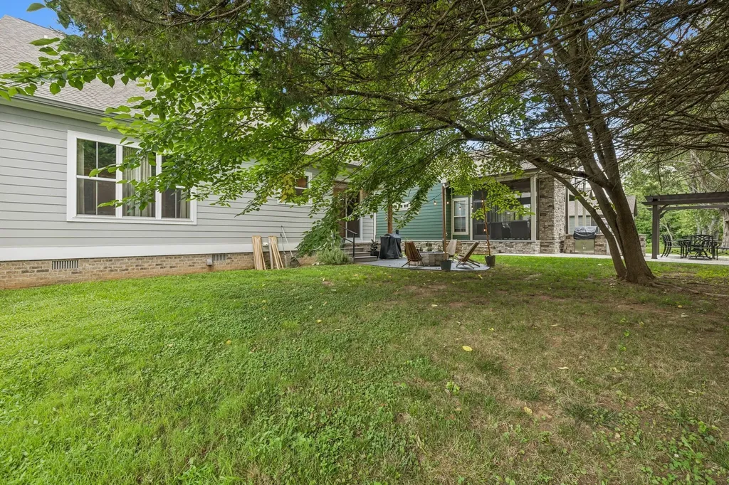 319 Campfire Court Winchester TN 37398