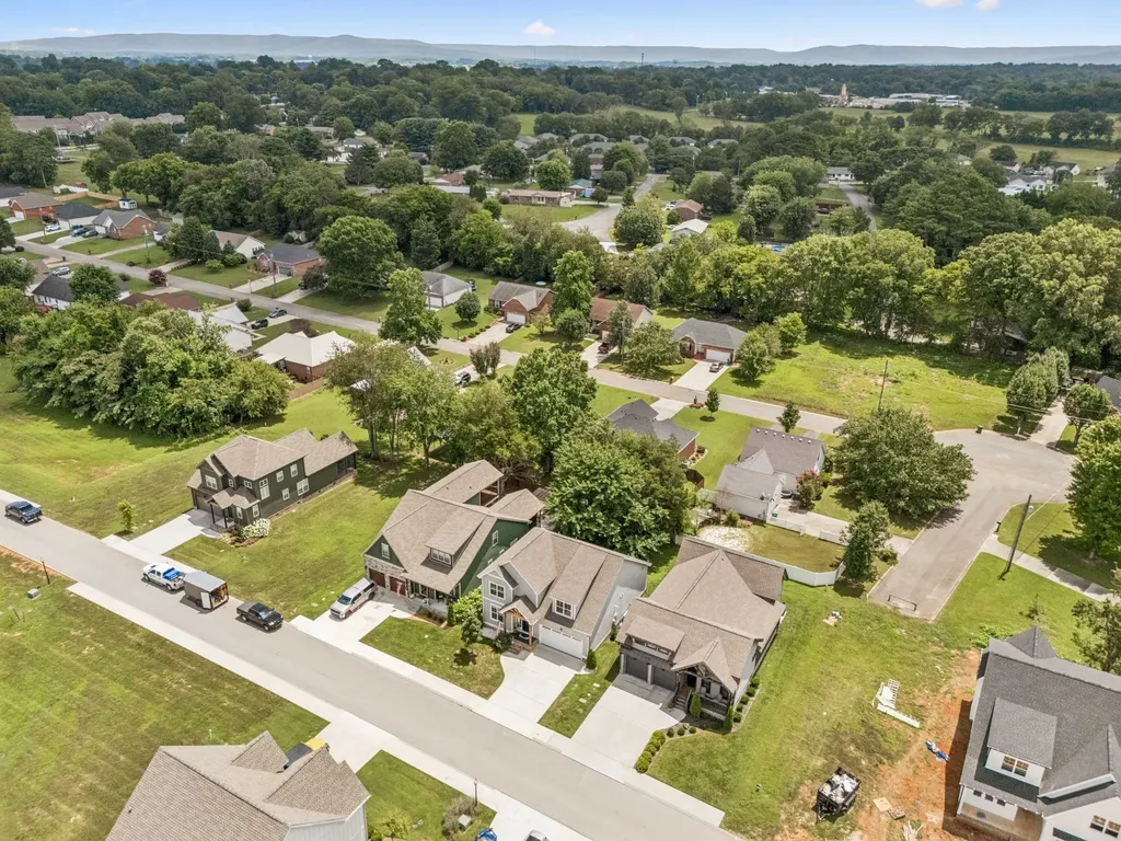 319 Campfire Court Winchester TN 37398