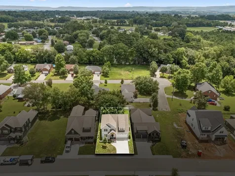319 Campfire Court Winchester TN 37398