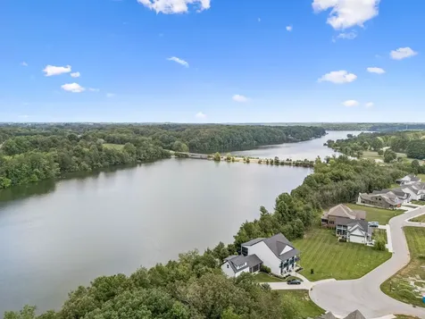 319 Campfire Court Winchester TN 37398