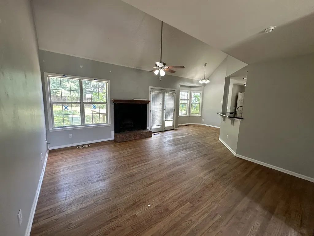 2678 Douglas Lane Thompsons Station TN 37179