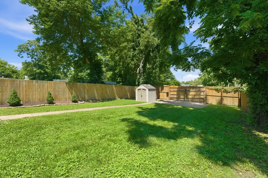 1740 24th Ave, N Nashville TN 37208