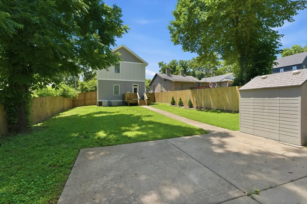 1740 24th Ave, N Nashville TN 37208