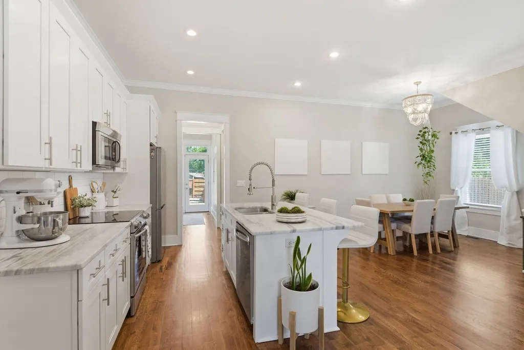 1740 24th Ave, N Nashville TN 37208