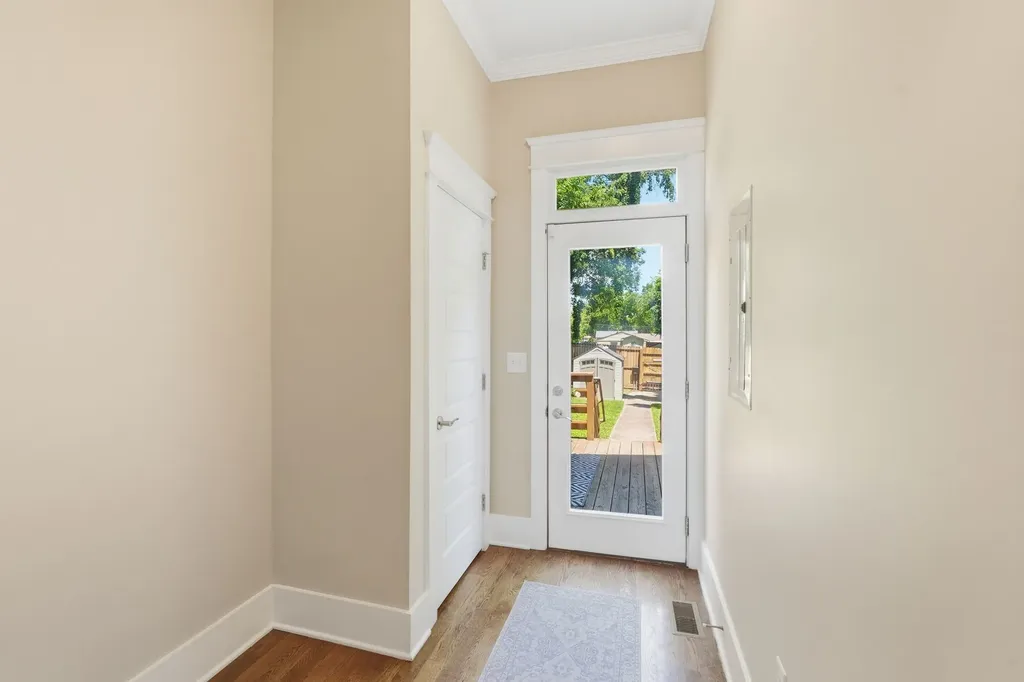 1740 24th Ave, N Nashville TN 37208