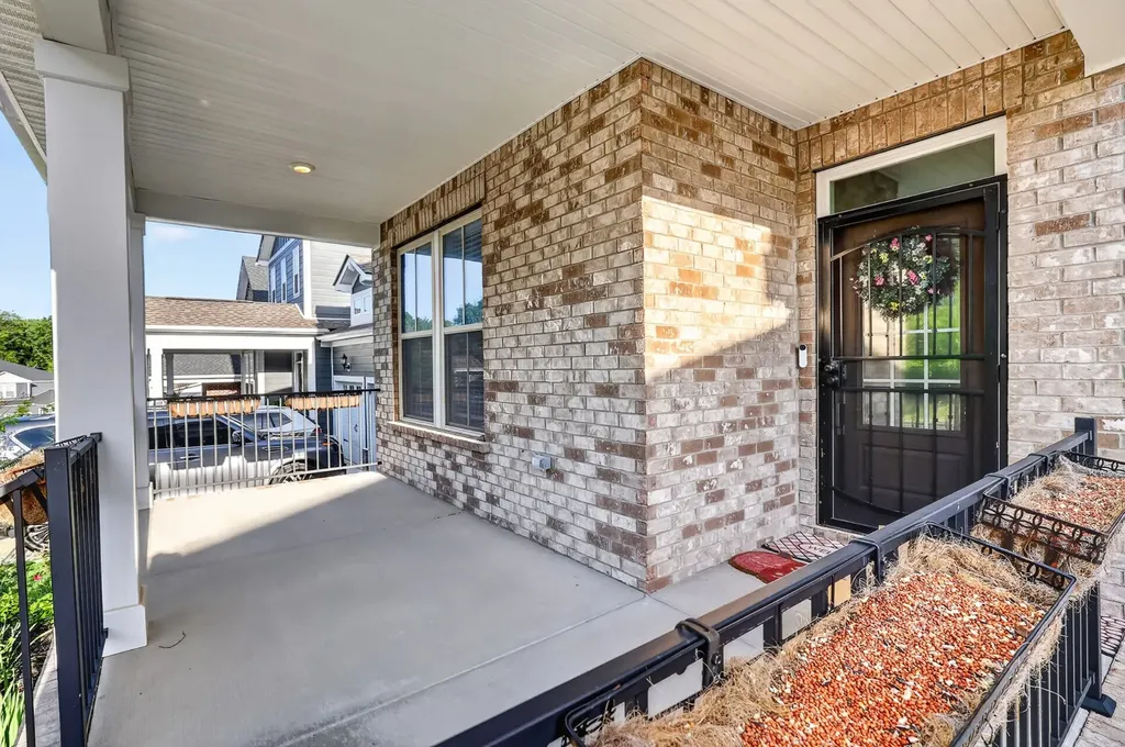 1100 Pebble Run Road Hendersonville TN 37075