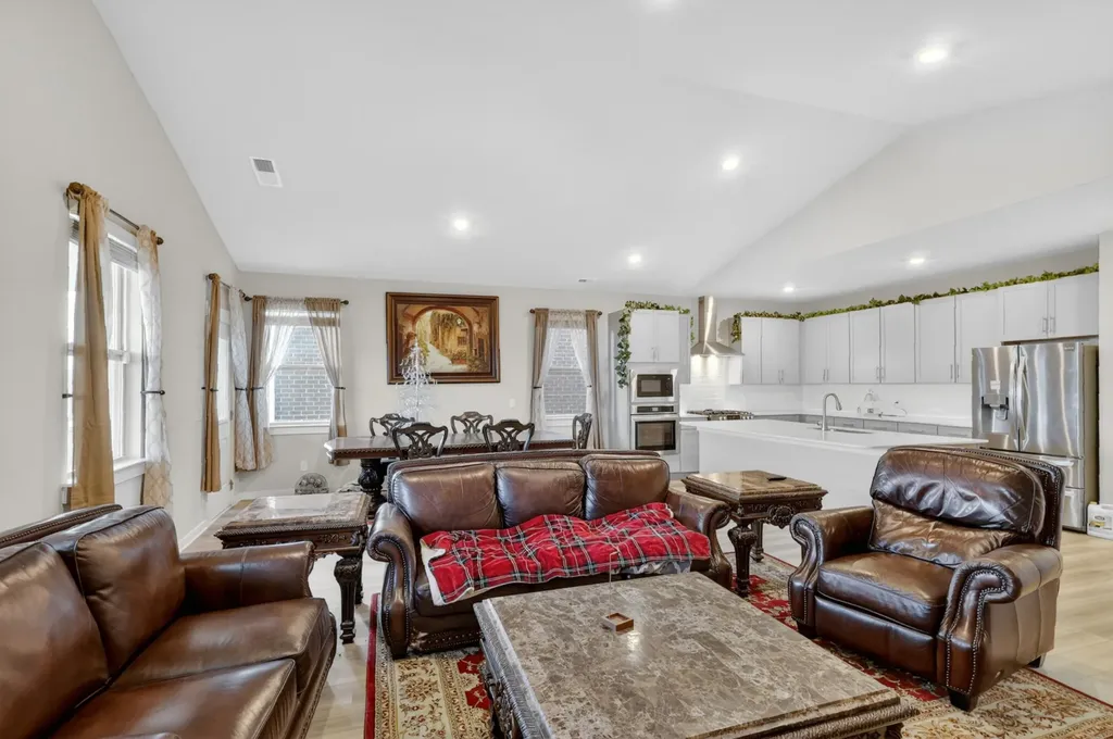 1100 Pebble Run Road Hendersonville TN 37075