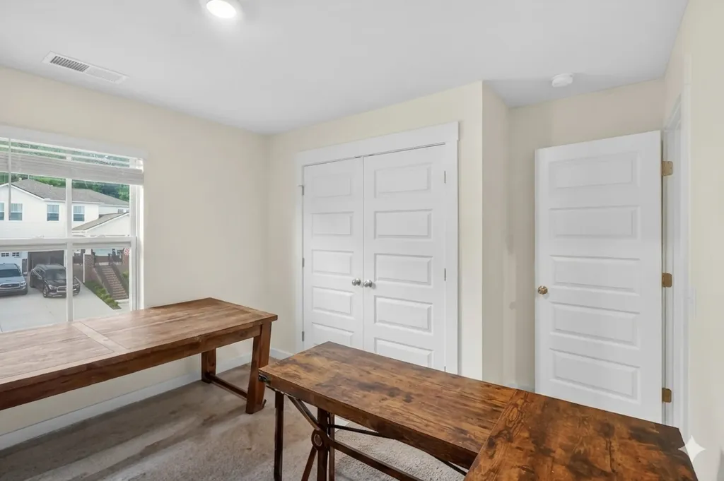 1100 Pebble Run Road Hendersonville TN 37075