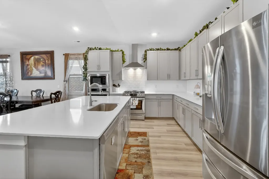 1100 Pebble Run Road Hendersonville TN 37075
