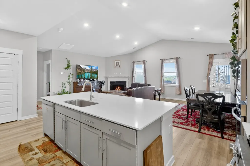 1100 Pebble Run Road Hendersonville TN 37075