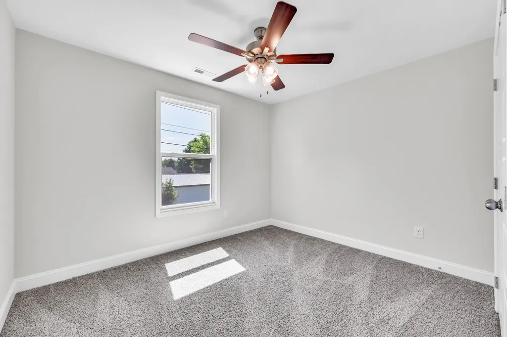 551 Charleston Cove Way Clarksville TN 37043