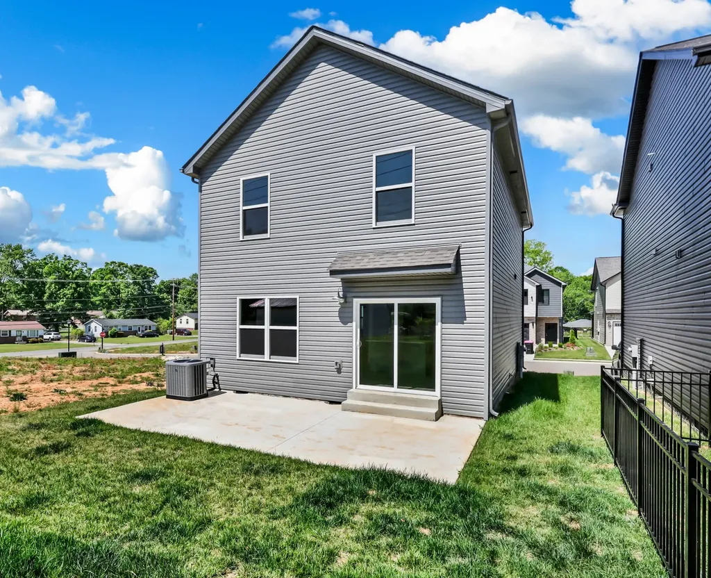 551 Charleston Cove Way Clarksville TN 37043