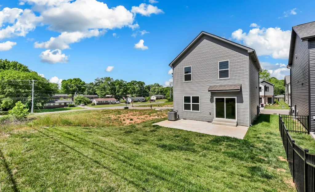 551 Charleston Cove Way Clarksville TN 37043
