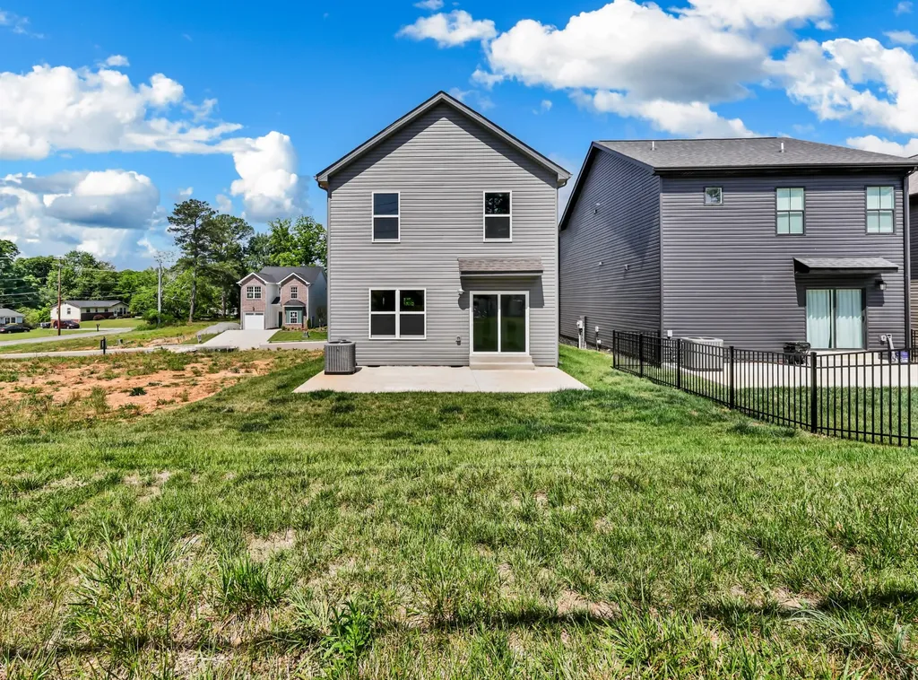 551 Charleston Cove Way Clarksville TN 37043