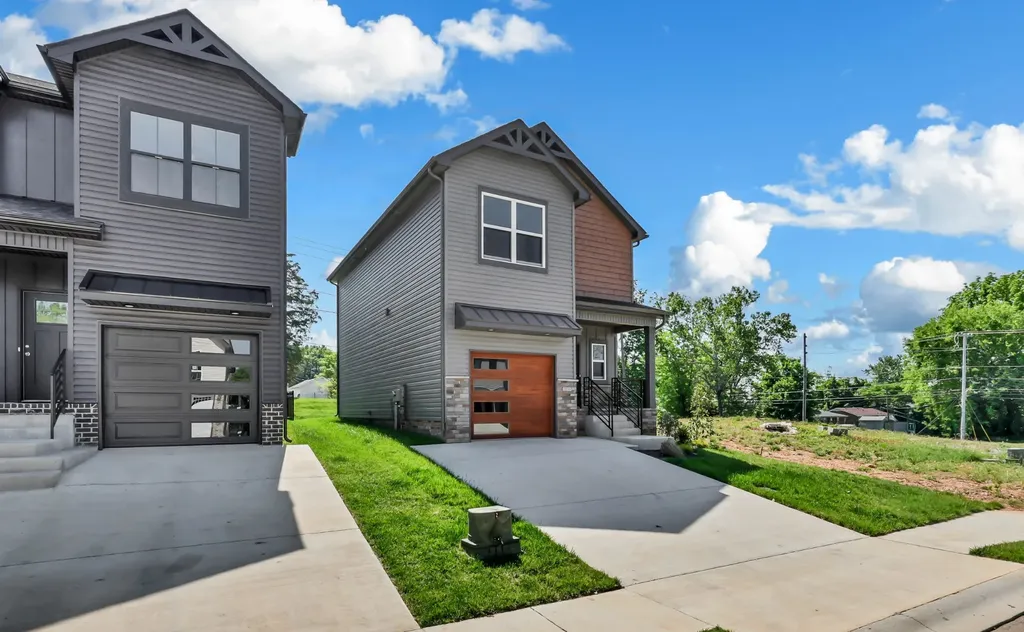 551 Charleston Cove Way Clarksville TN 37043