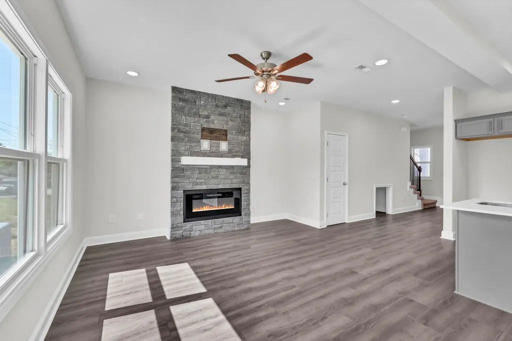 551 Charleston Cove Way Clarksville TN 37043