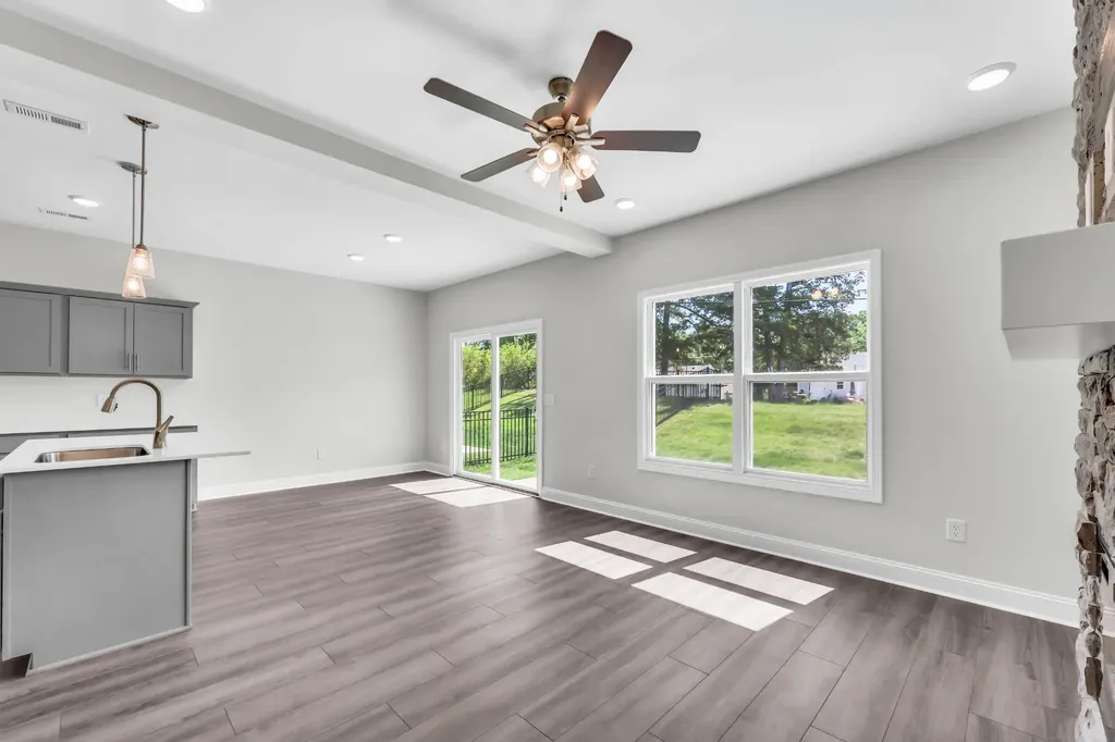551 Charleston Cove Way Clarksville TN 37043