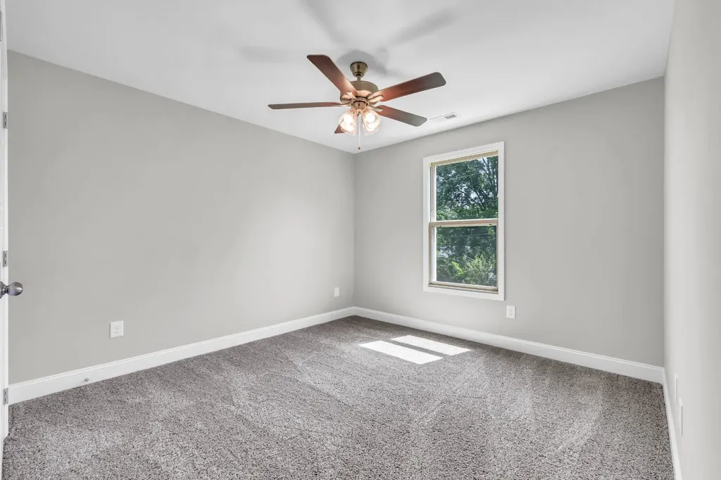 547 Charleston Cove Way Clarksville TN 37043