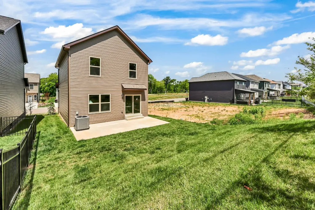 547 Charleston Cove Way Clarksville TN 37043