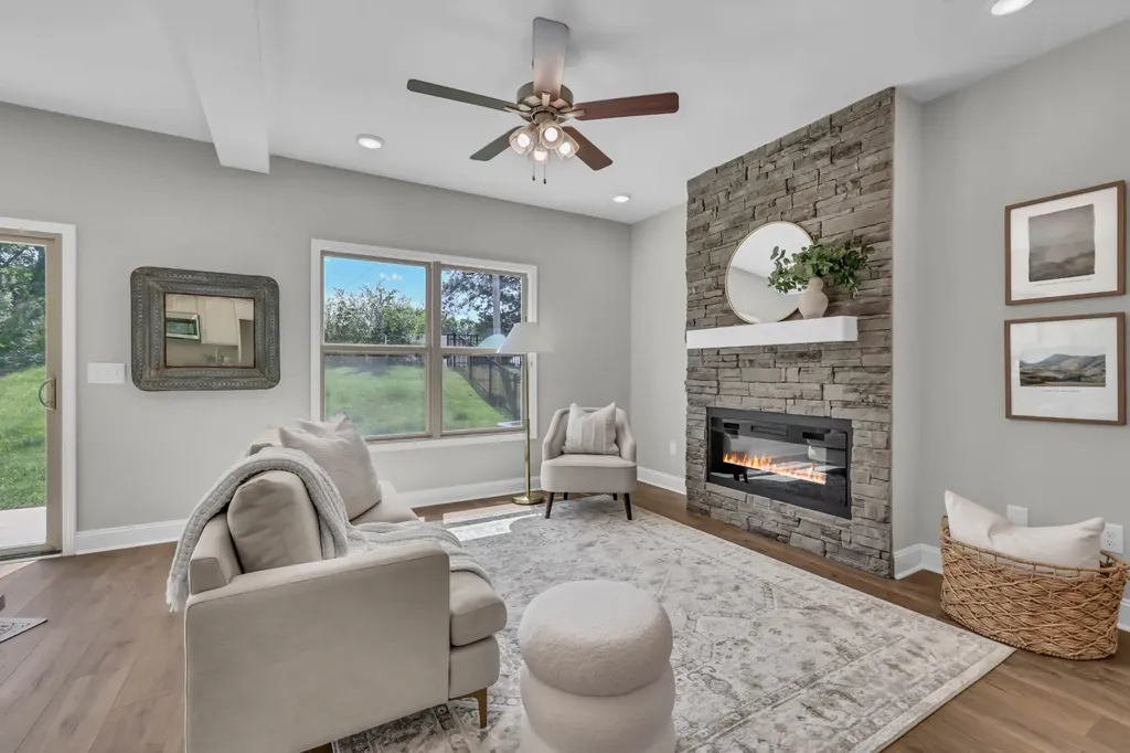 547 Charleston Cove Way Clarksville TN 37043