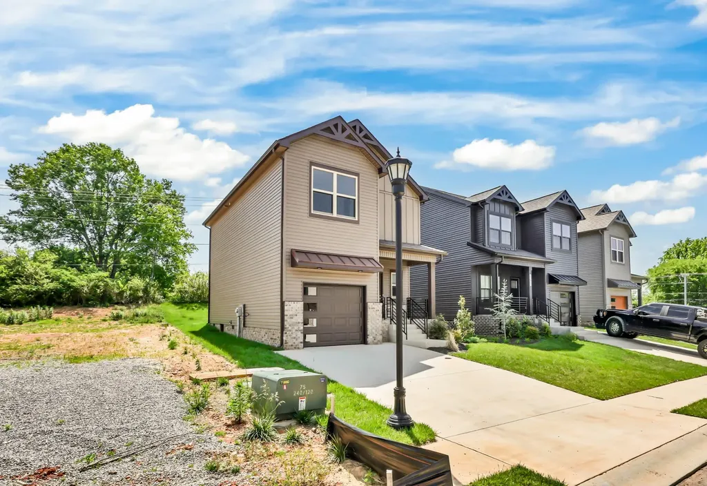 547 Charleston Cove Way Clarksville TN 37043