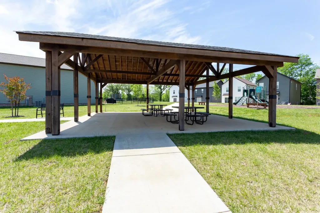 547 Charleston Cove Way Clarksville TN 37043